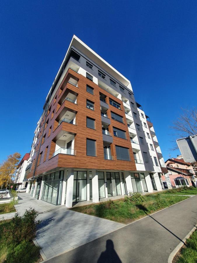 Lux Opera Apartment บันยาลูกา ภายนอก รูปภาพ